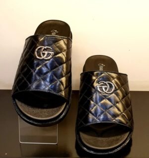 G Black Slipper