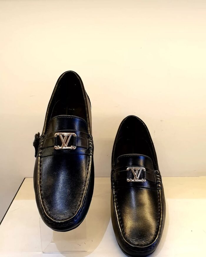 LV- Black